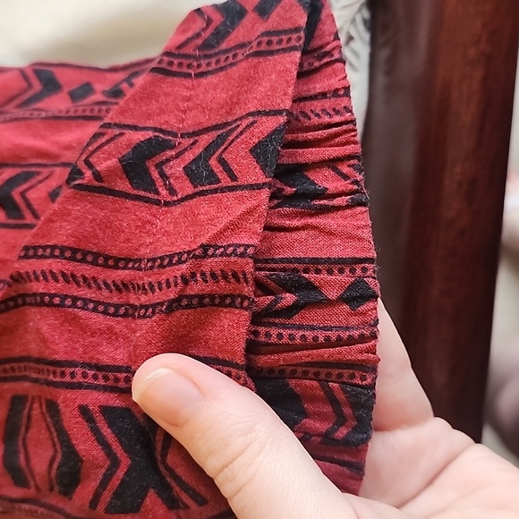 Red Aztec print pants - Picture 2 of 5
